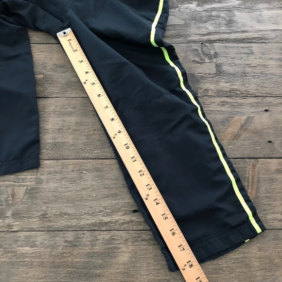 Nike Boys Size 5 Black Lined Straight Leg Track Pants Athletic Neon Striped Play - Picture 5 of 5